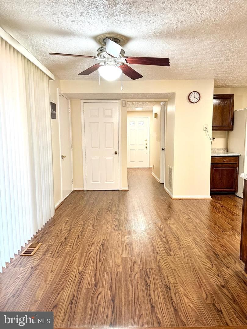 9 Hickory Ridge Court photo 6