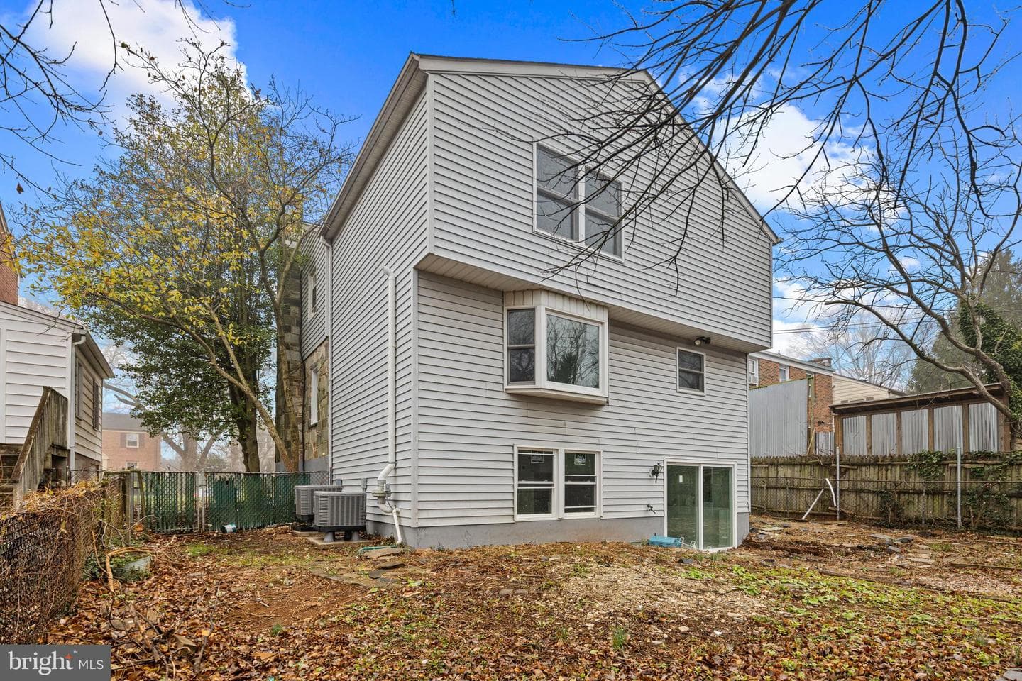 7028 Deerfield Rd photo 24