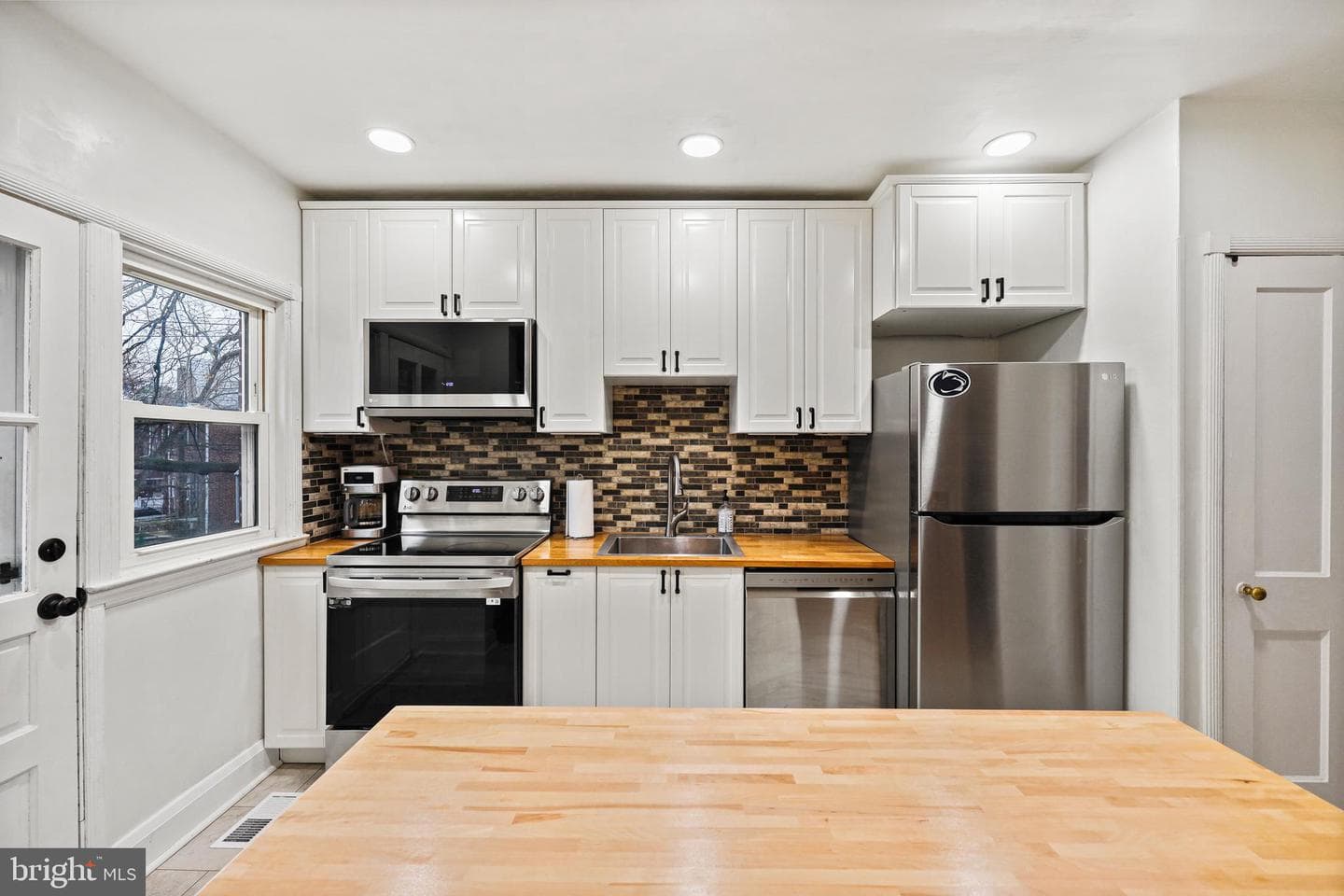 329 Westshire Road photo 14