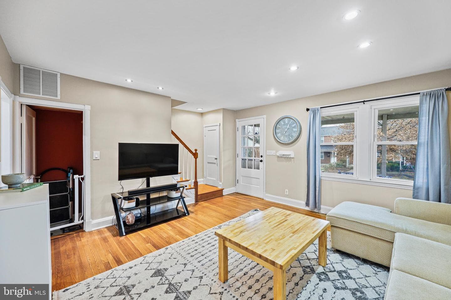 329 Westshire Road photo 7
