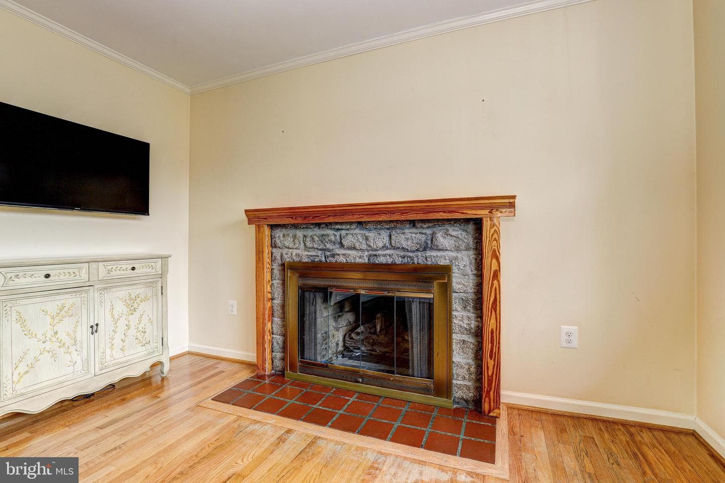 105 Washington Street photo 11