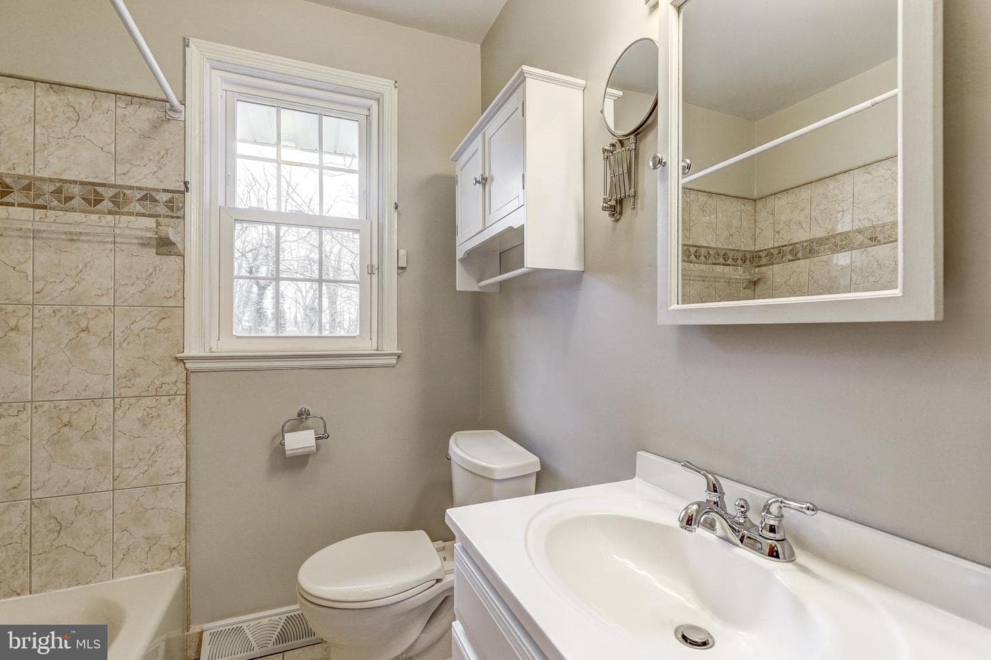105 Washington Street photo 19