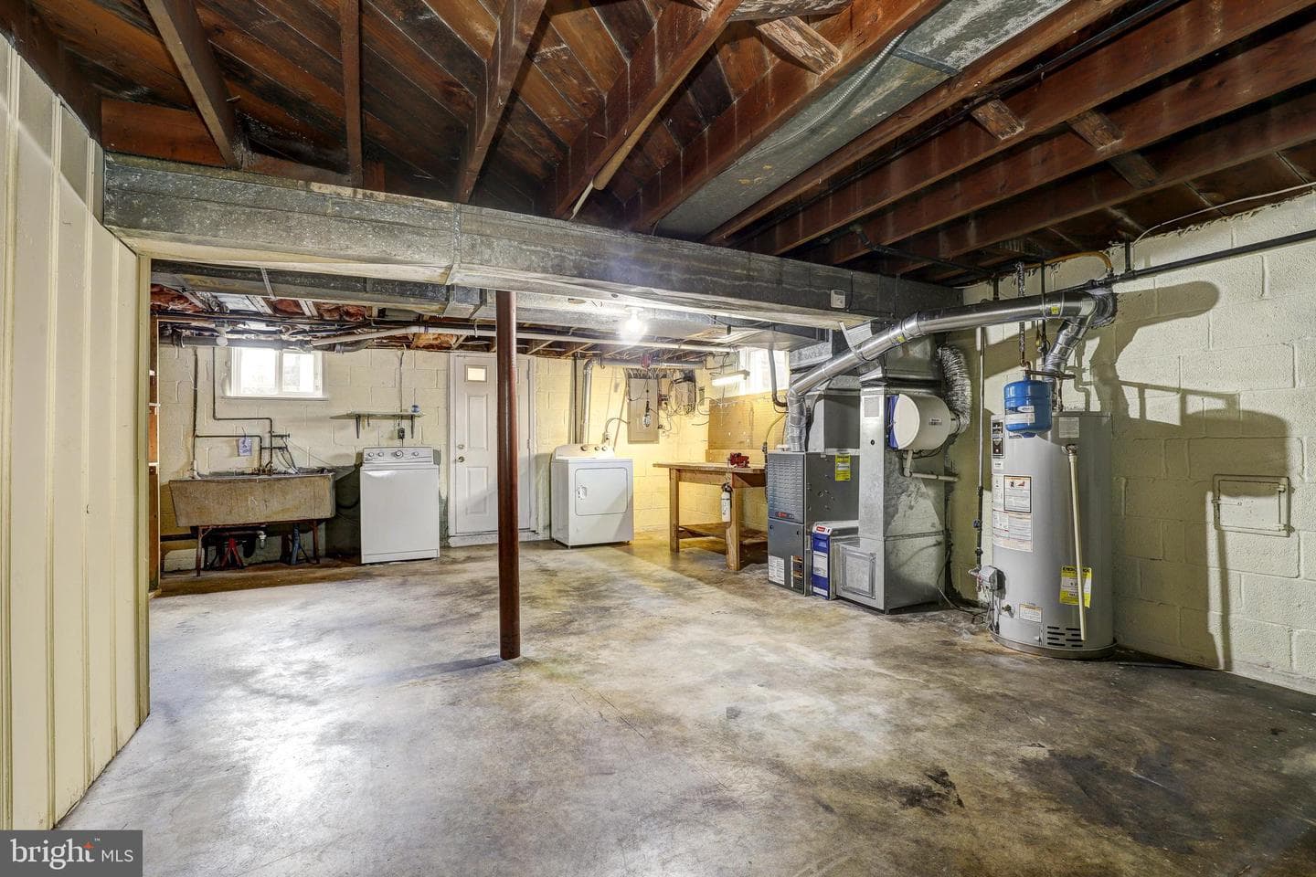 105 Washington Street photo 34