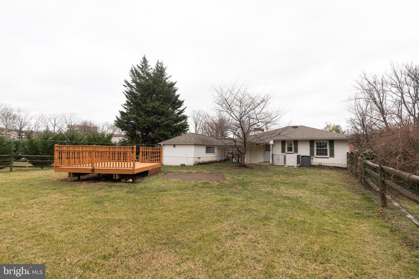 105 Washington Street photo 42