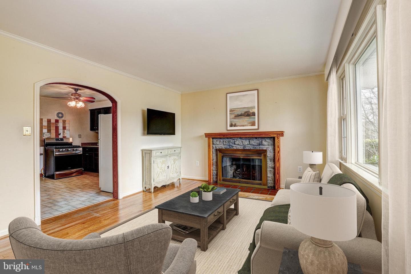 105 Washington Street photo 7