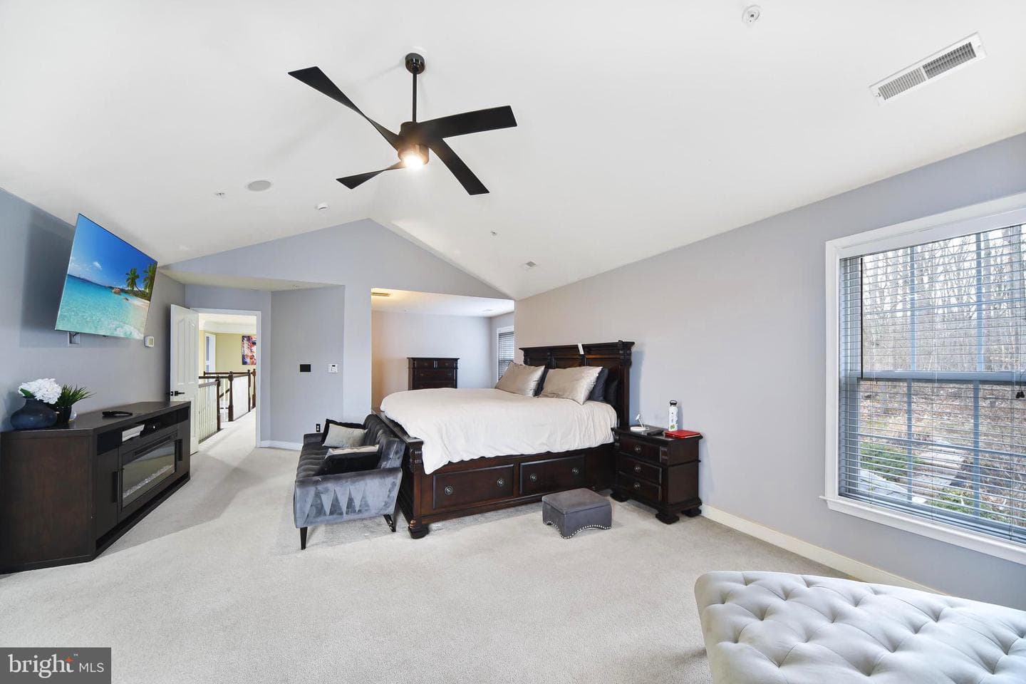 909 Zenith Drive photo 24