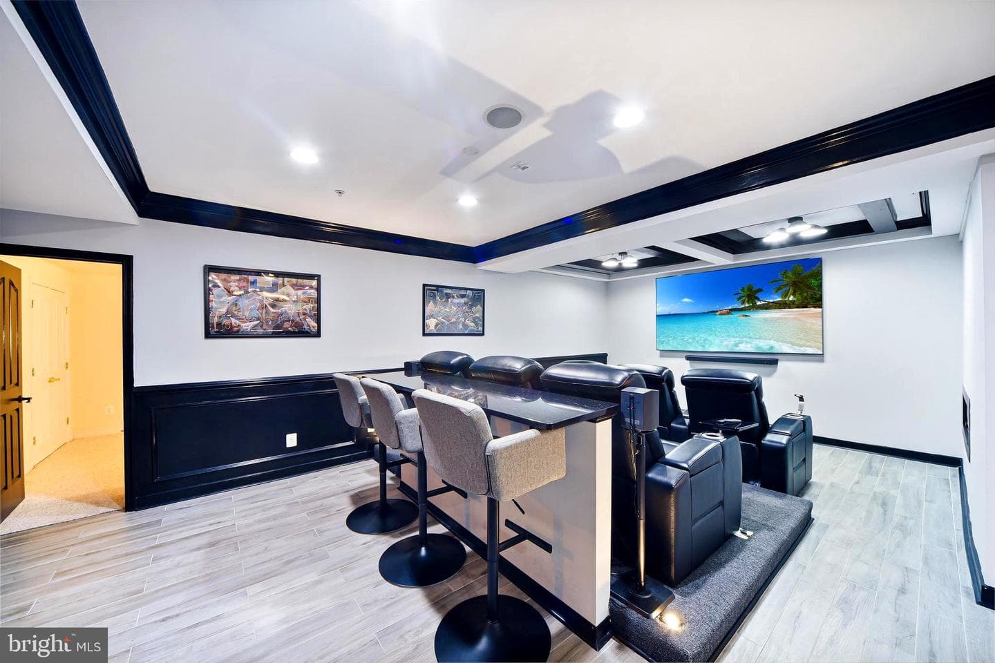 909 Zenith Drive photo 43