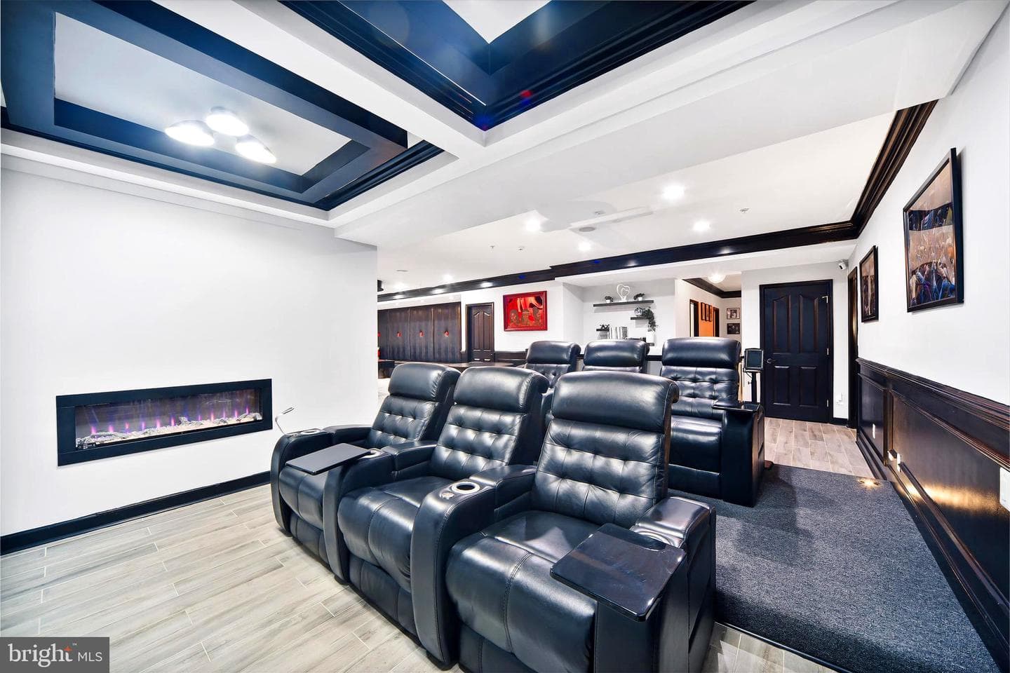 909 Zenith Drive photo 44