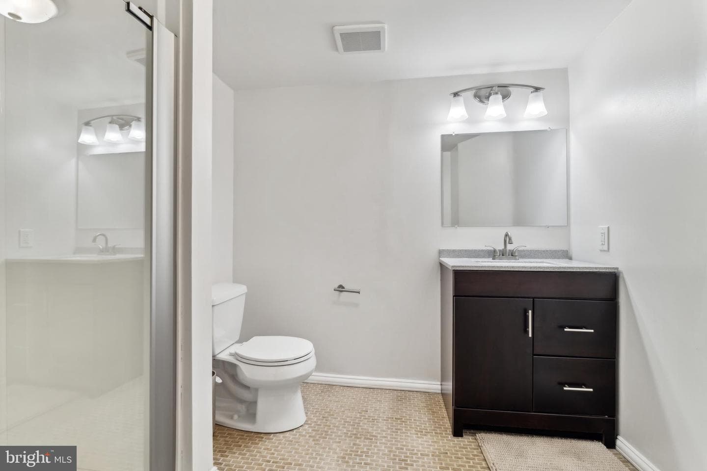 324 Westshire Road photo 12