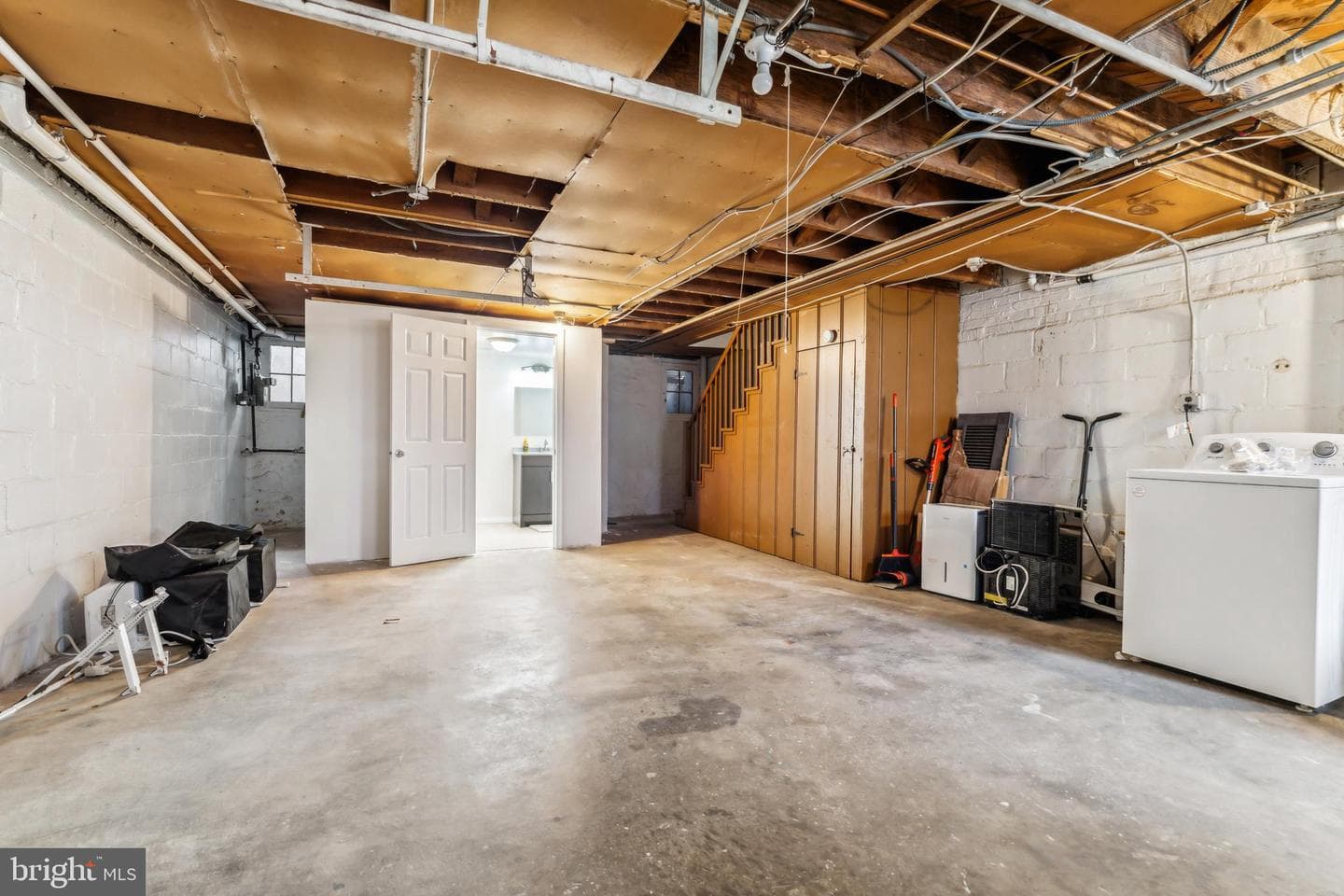 324 Westshire Road photo 21