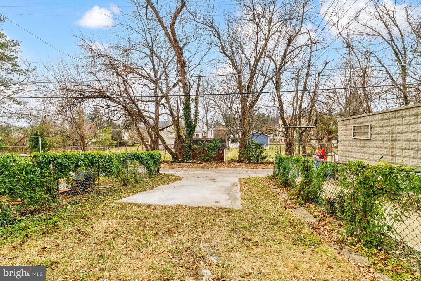 324 Westshire Road photo 23