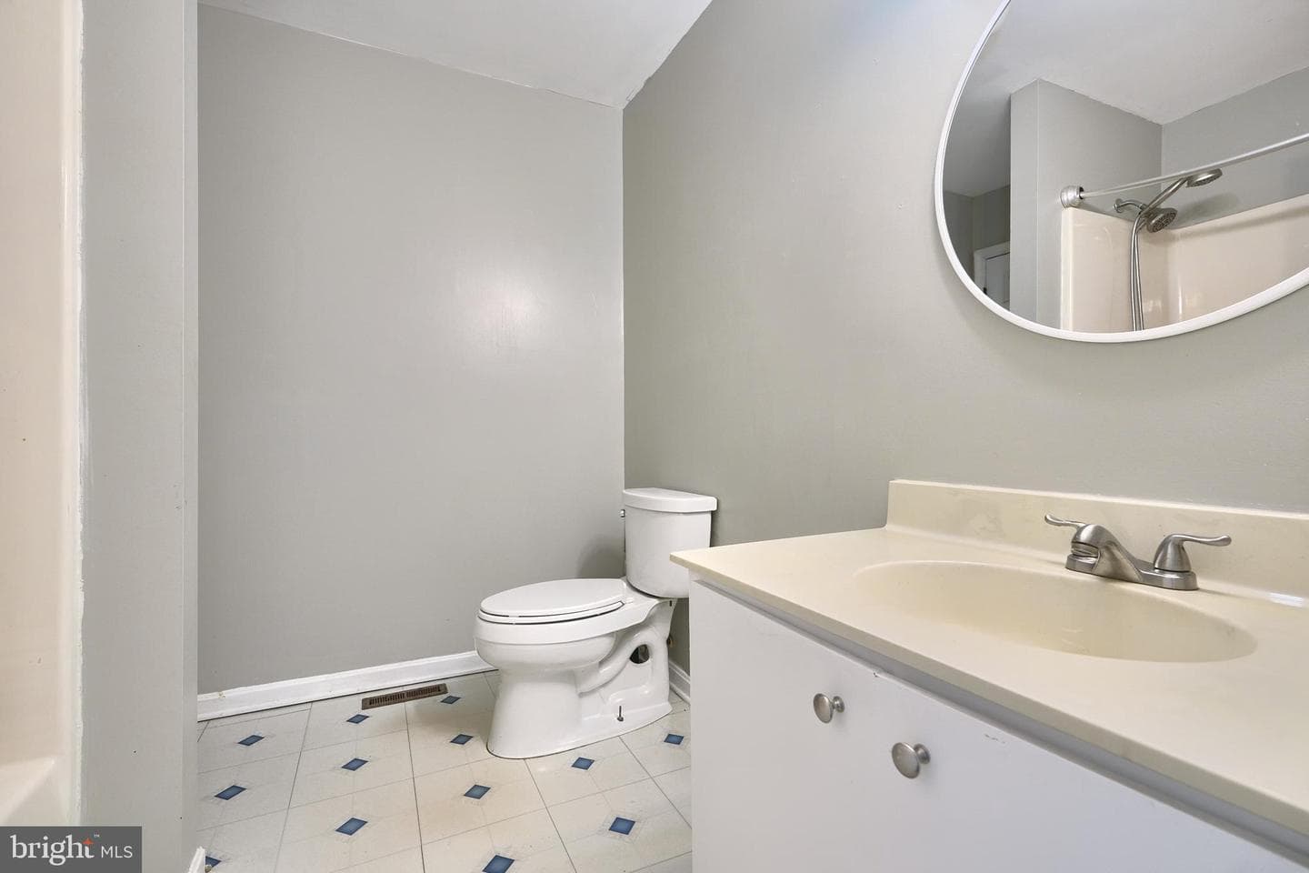 10 Bohn Court photo 18