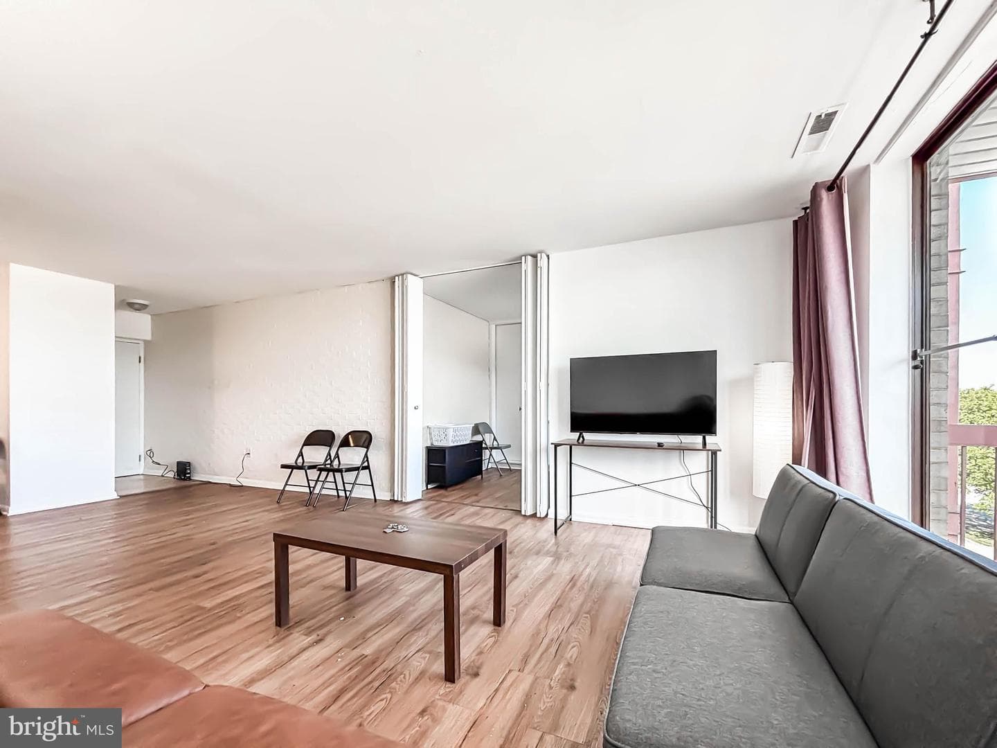 130 Slade Avenue #520 photo 10