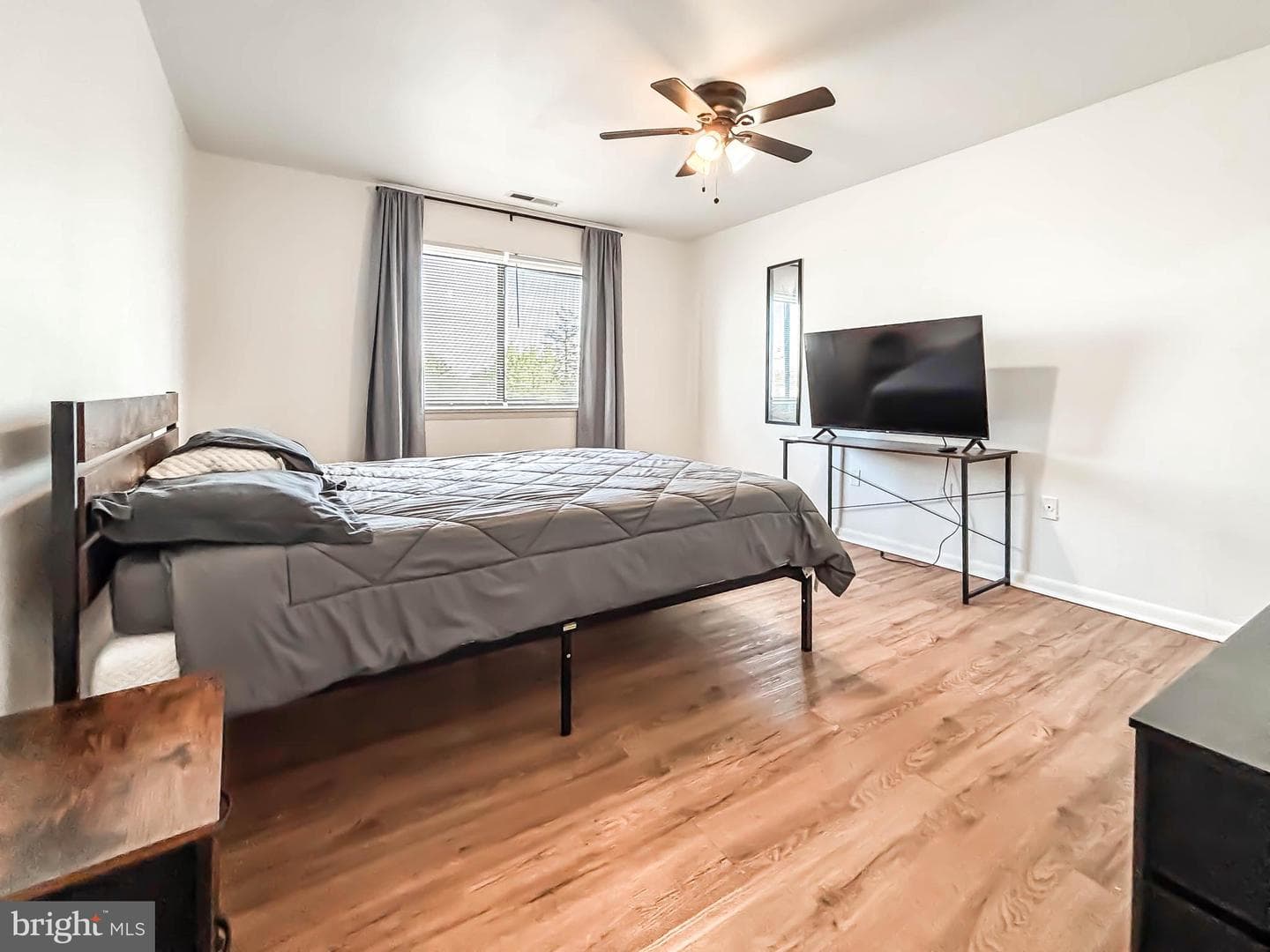130 Slade Avenue #520 photo 25