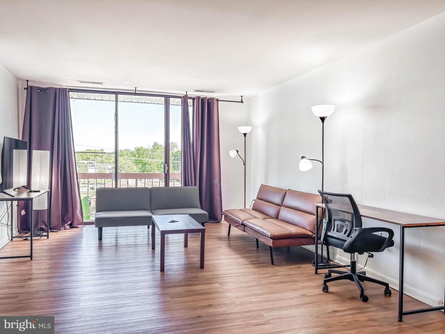 130 Slade Avenue #520 photo 3