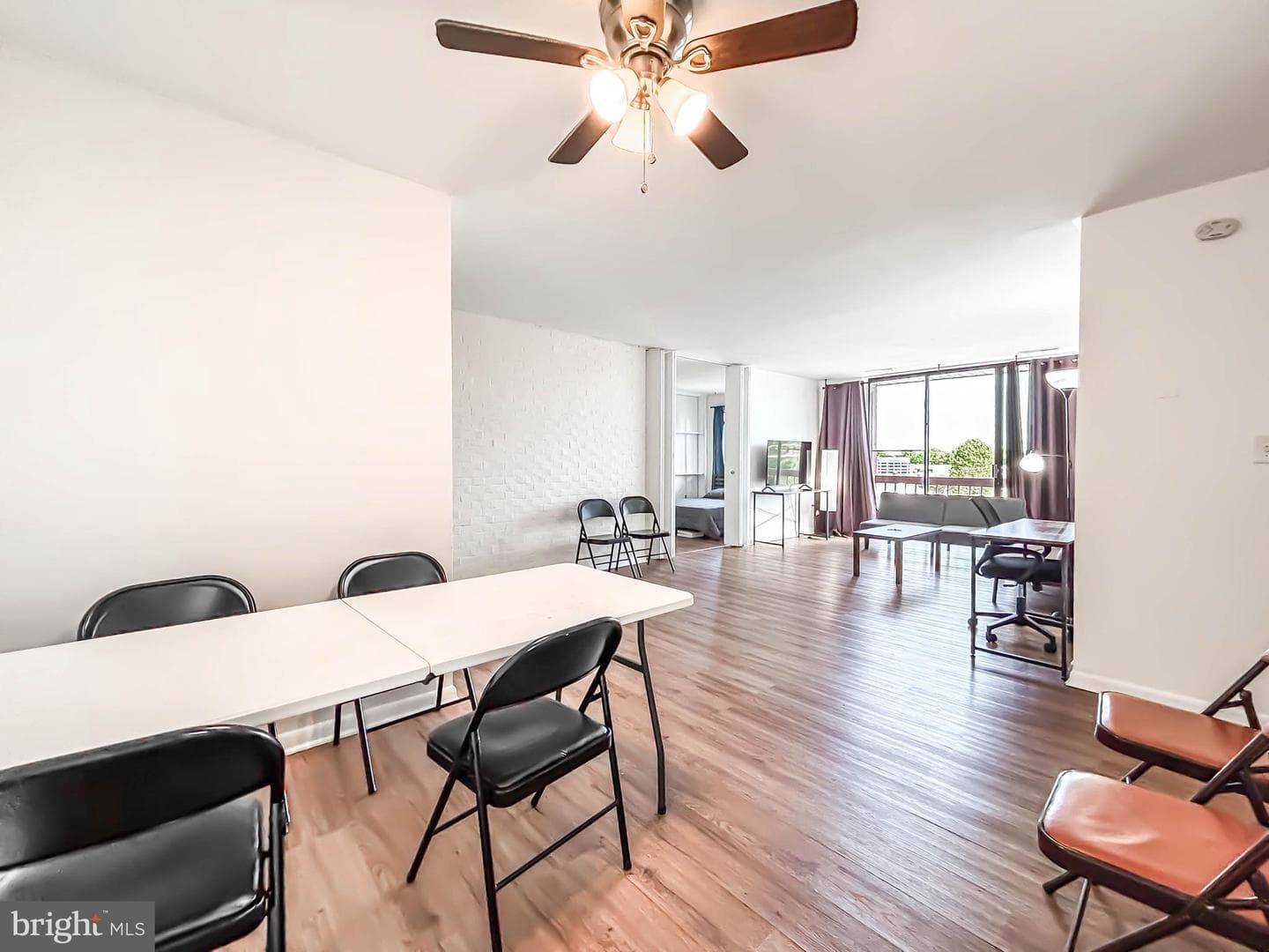 130 Slade Avenue #520 photo 4