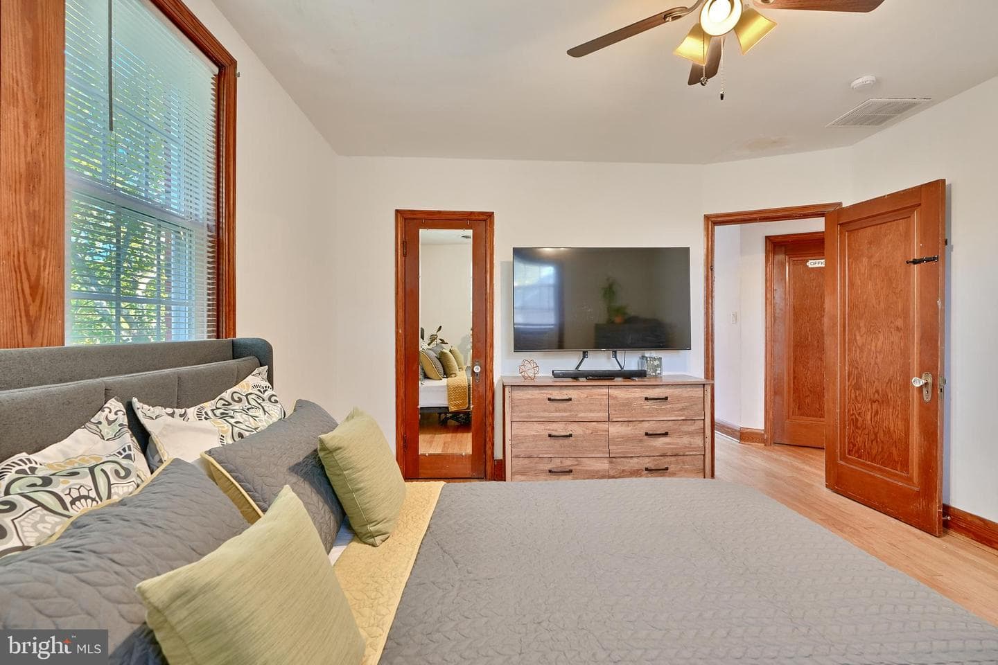 3004 Dunmore Road photo 20