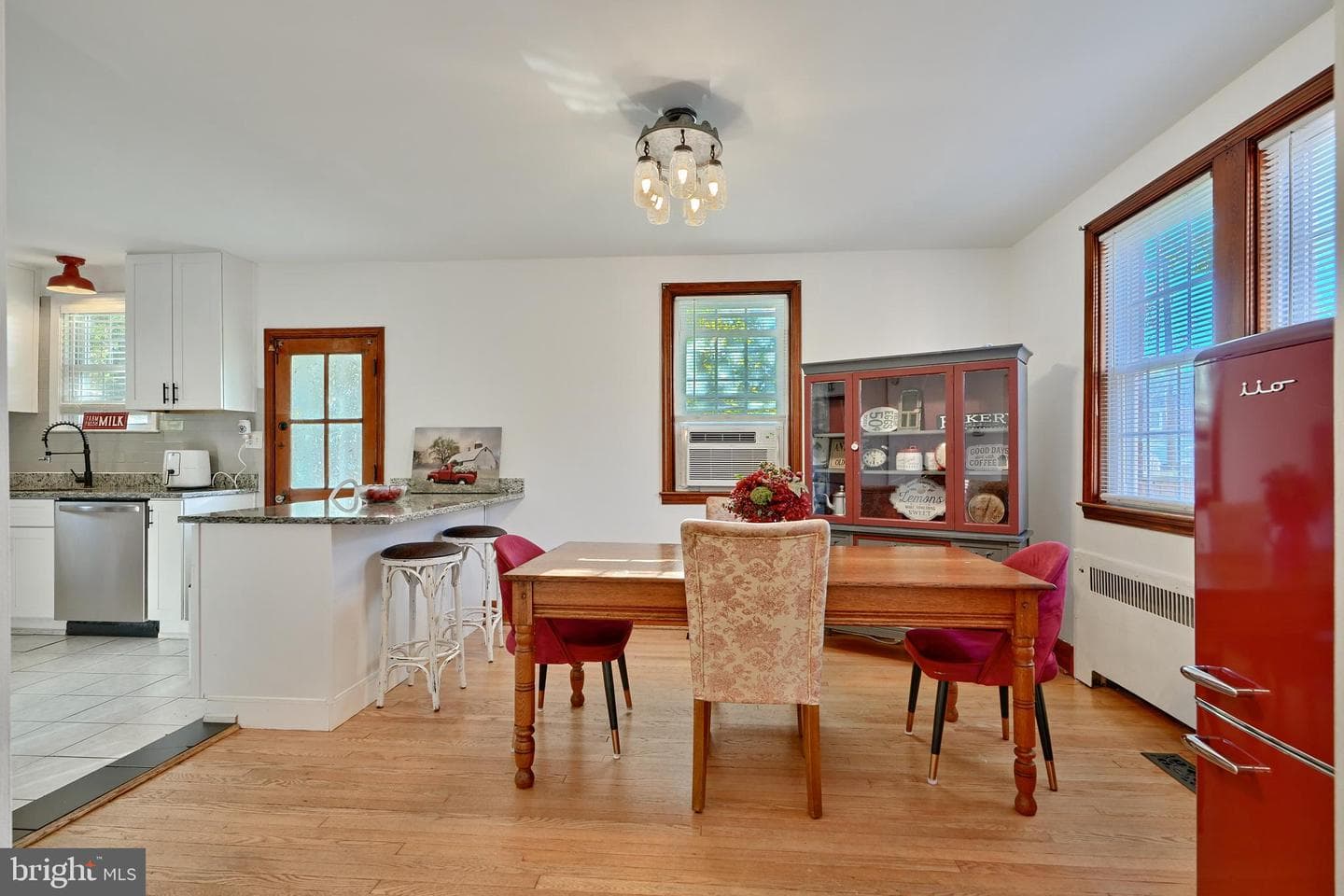 3004 Dunmore Road photo 9
