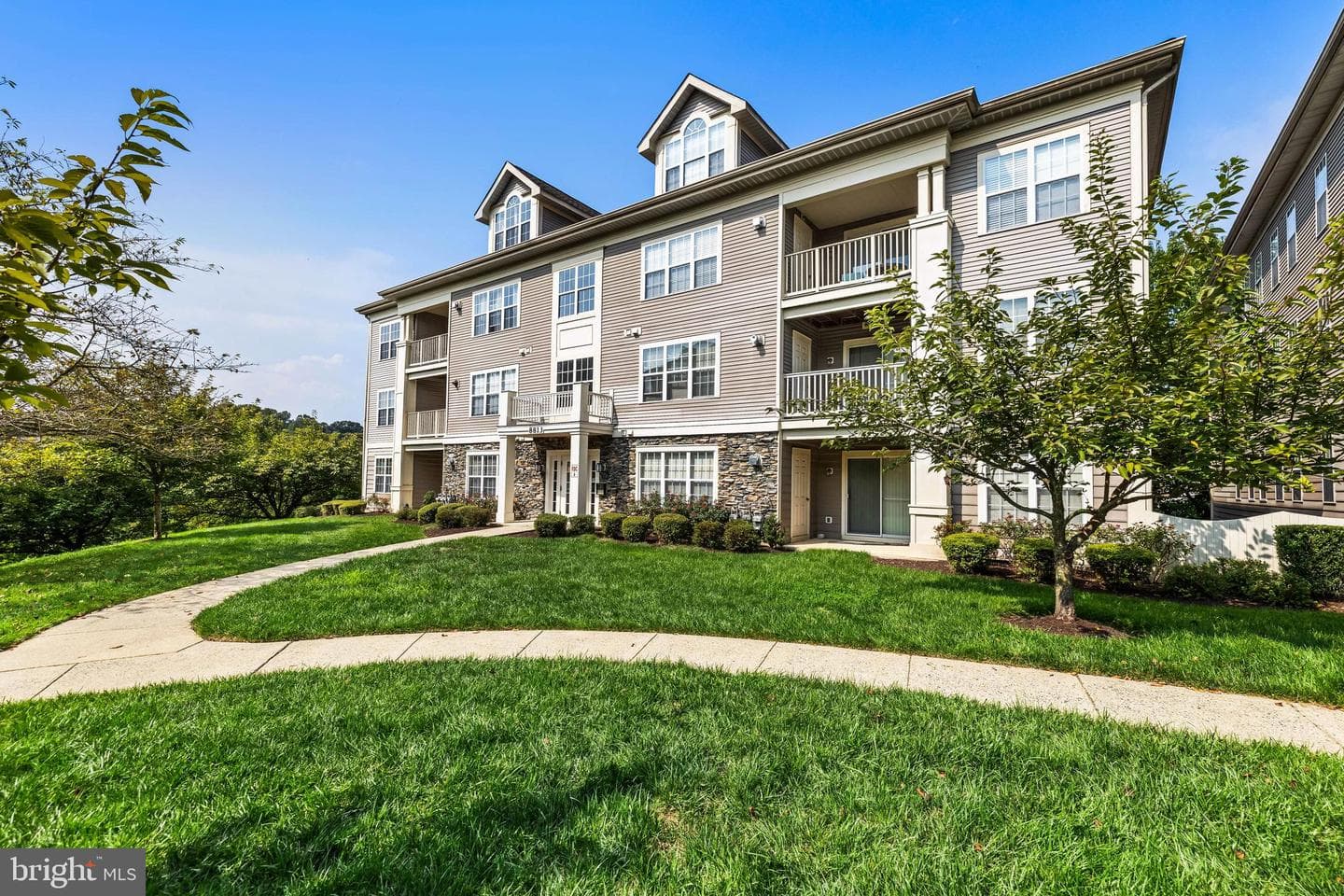 8813 Stone Ridge Circle #101 photo 39