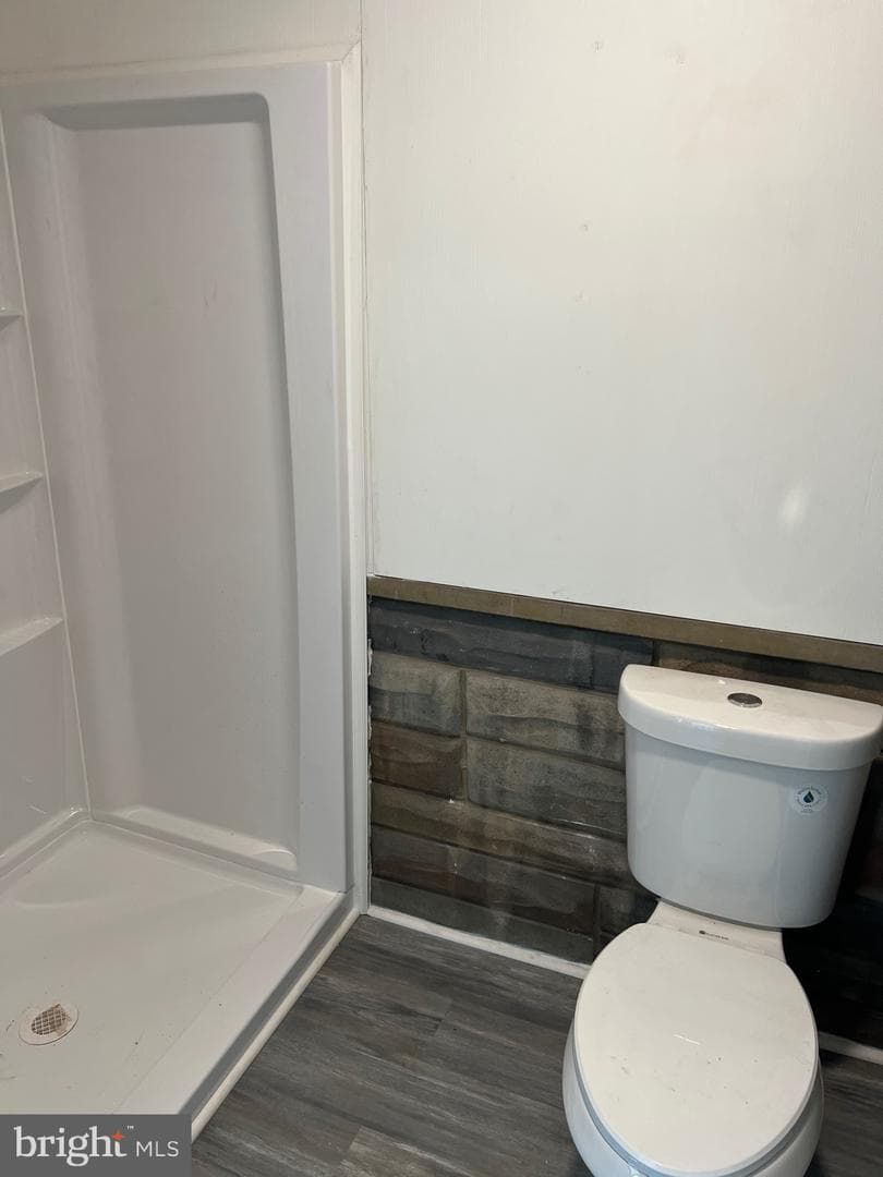 4406 Hooper Avenue photo 11