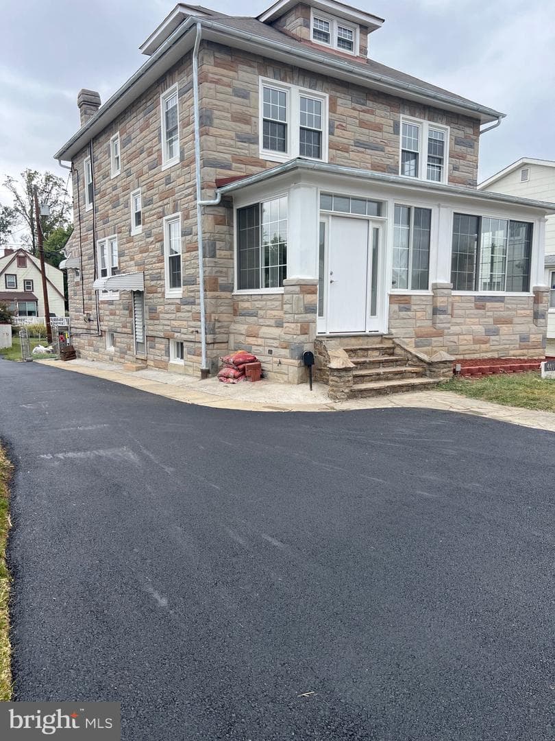 4406 Hooper Avenue photo 3