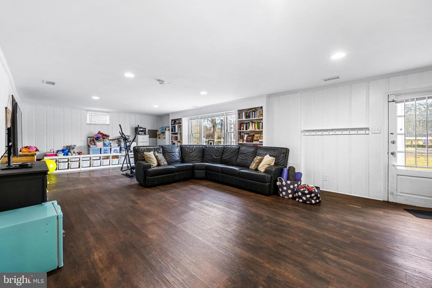 7705 Park Heights Avenue photo 35