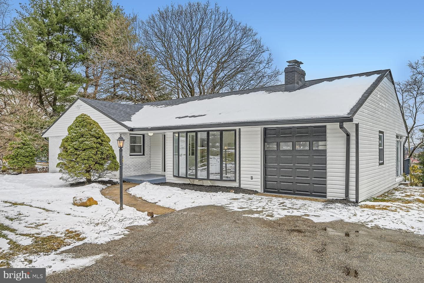 11 Roundridge Road photo 1