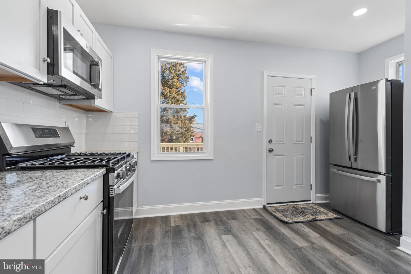 2206 Taylor Avenue photo 14