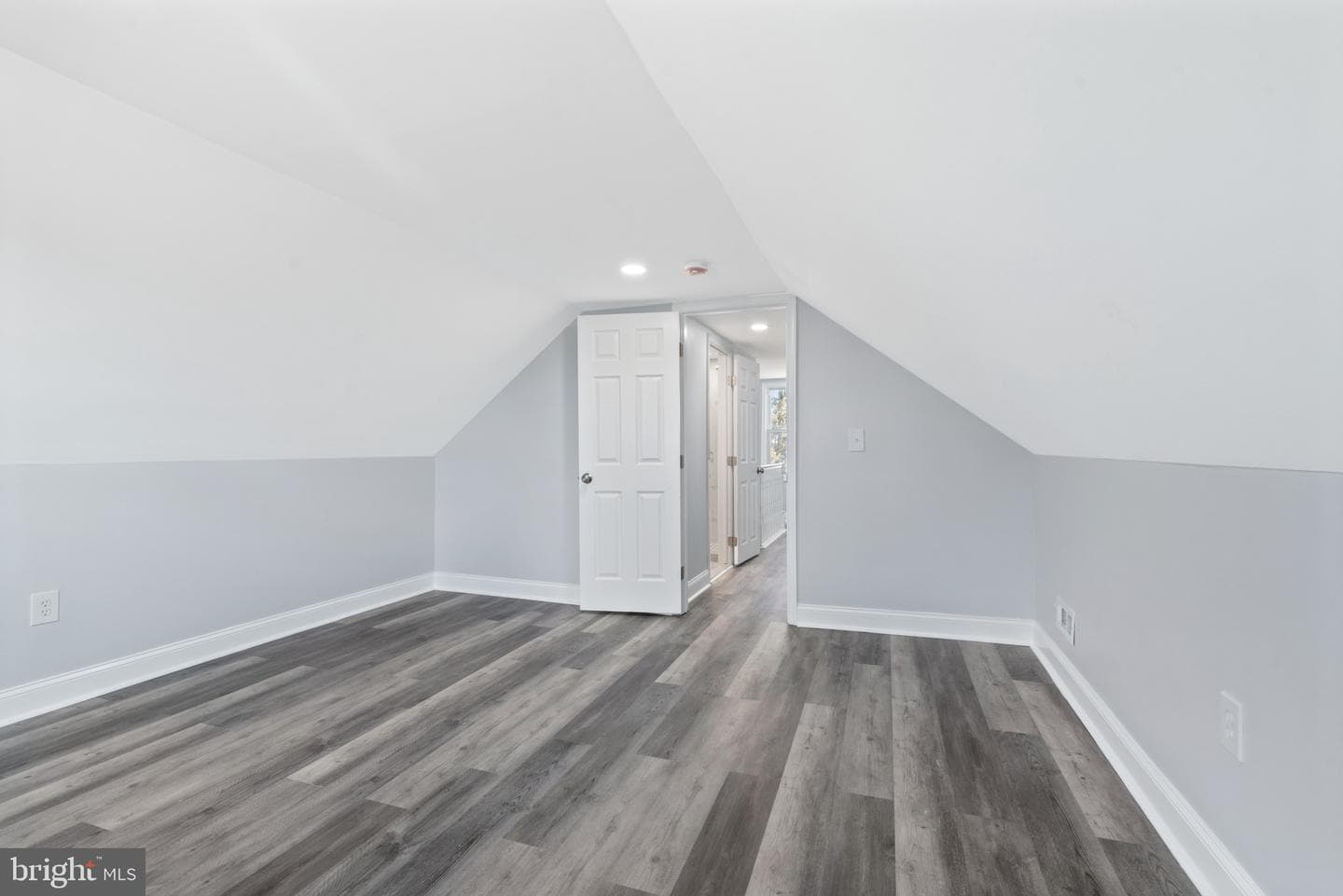 2206 Taylor Avenue photo 24