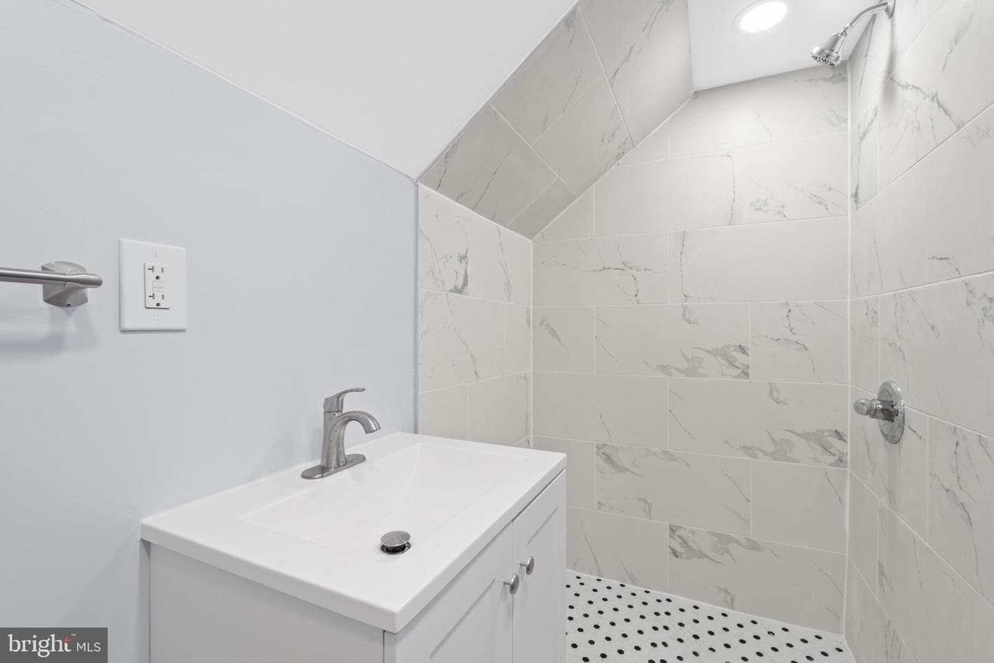 2206 Taylor Avenue photo 30