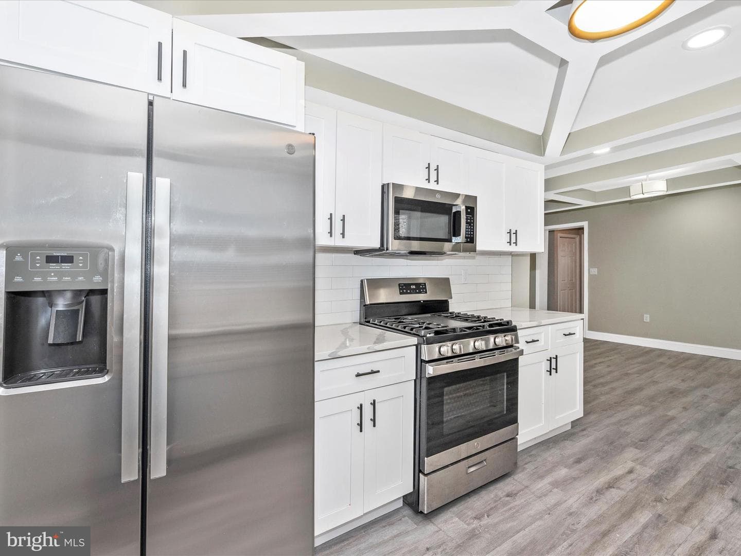 706 Greenwood Road photo 21