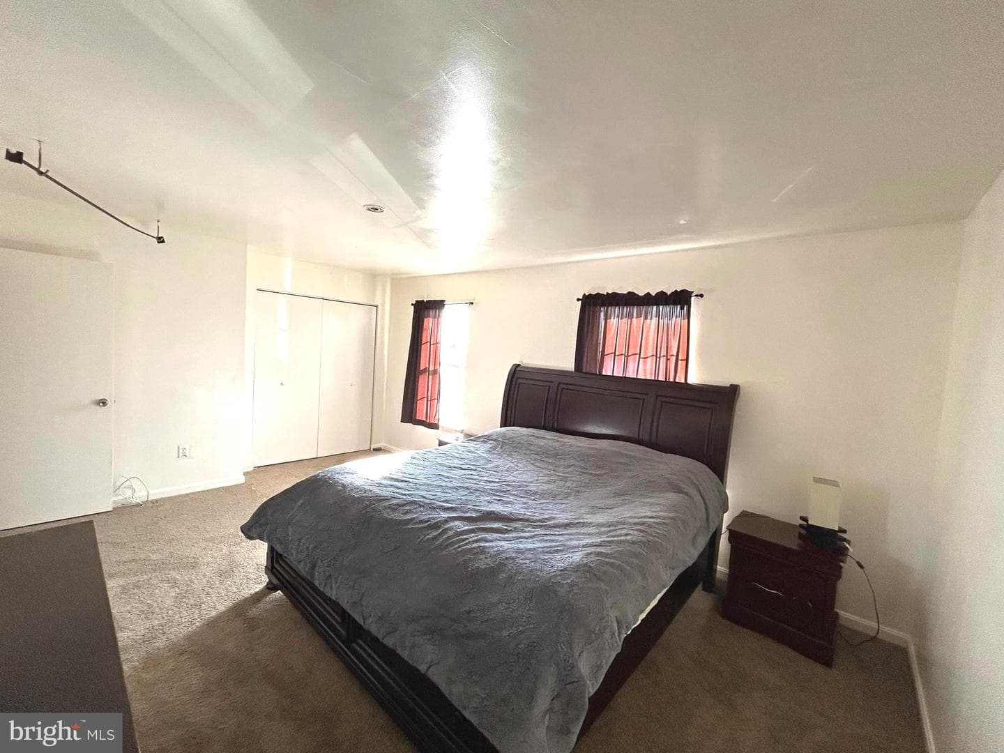 7209 Rutherford Green photo 16