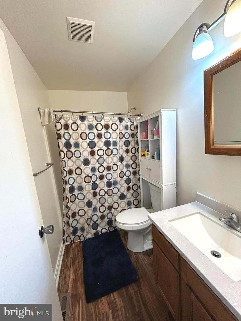 7209 Rutherford Green photo 17