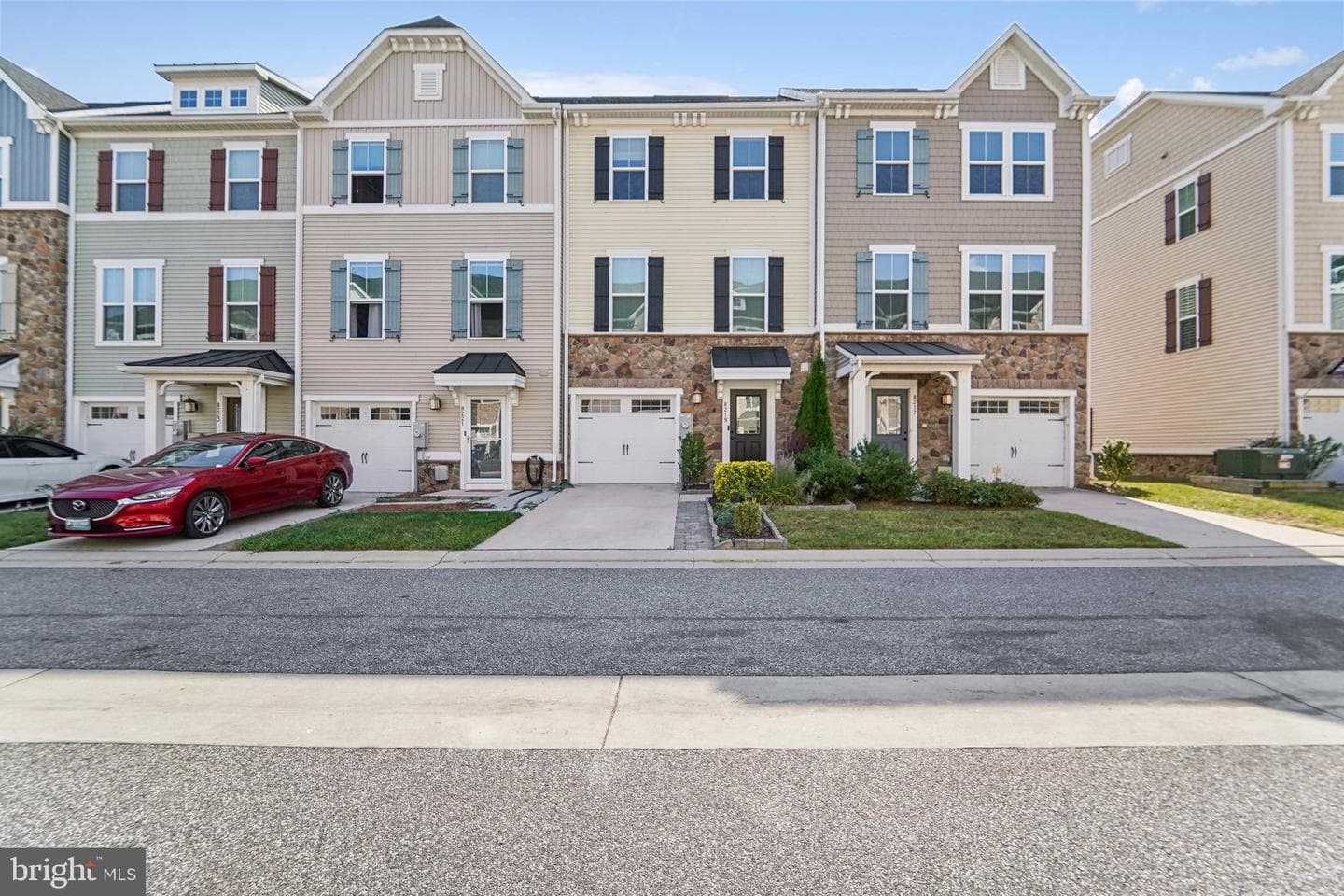 8219 Seaworthy photo 1