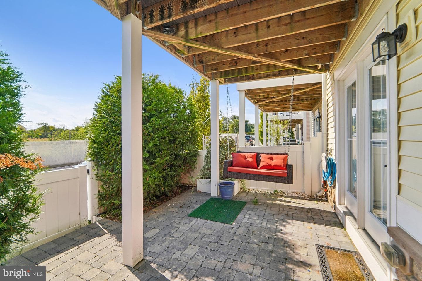 8219 Seaworthy photo 34