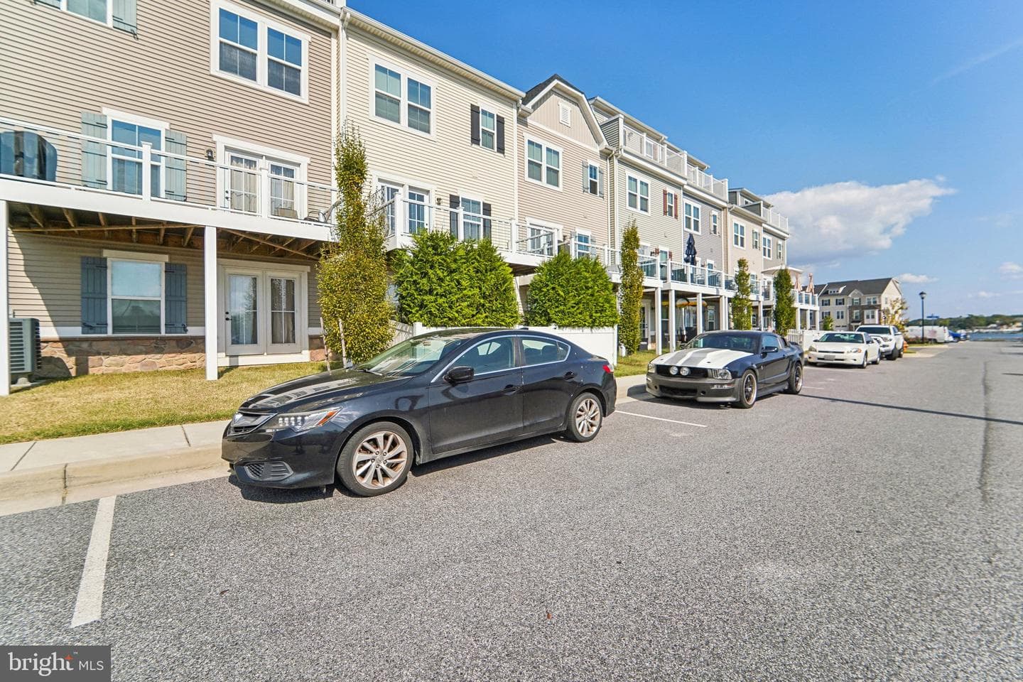 8219 Seaworthy photo 39