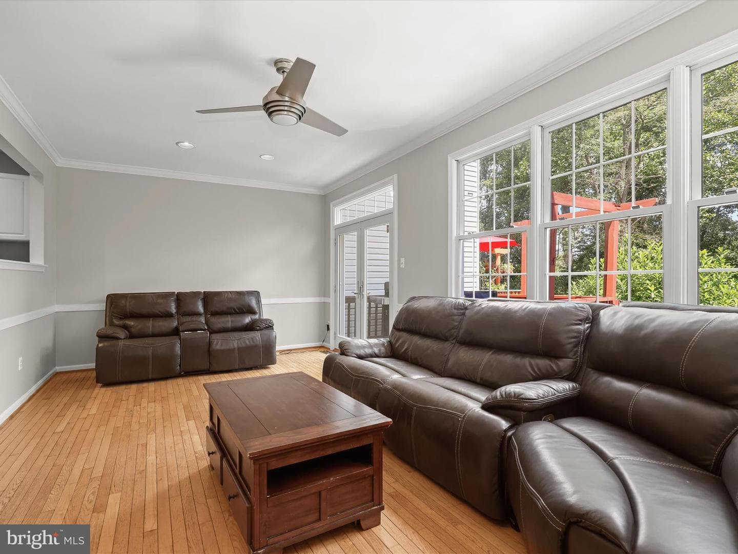 812 Charles James Circle photo 14
