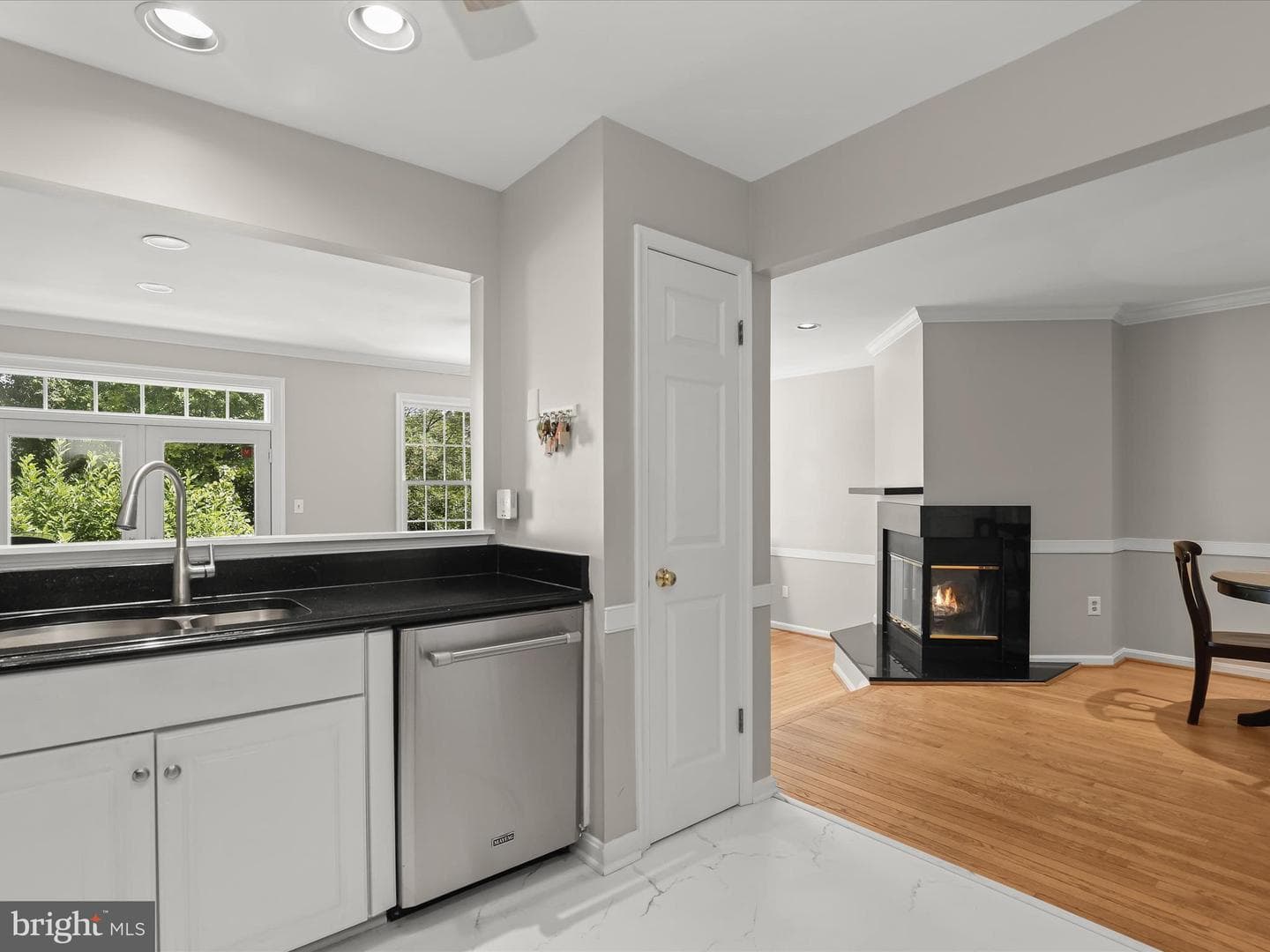 812 Charles James Circle photo 18