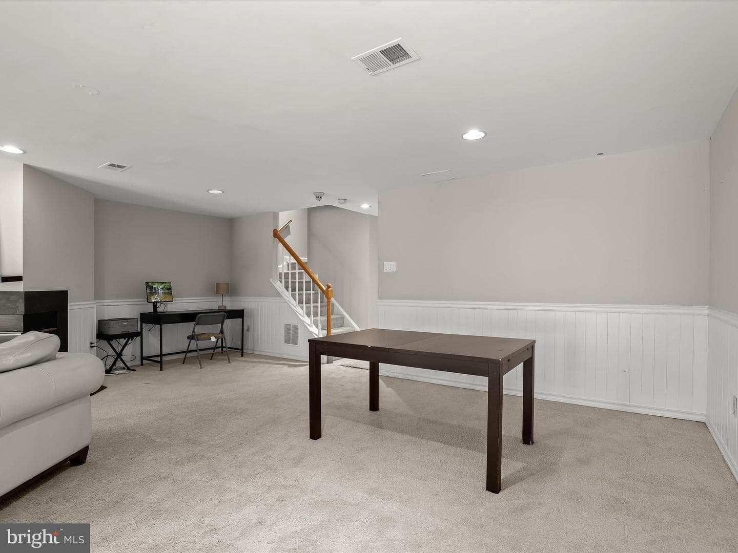 812 Charles James Circle photo 35