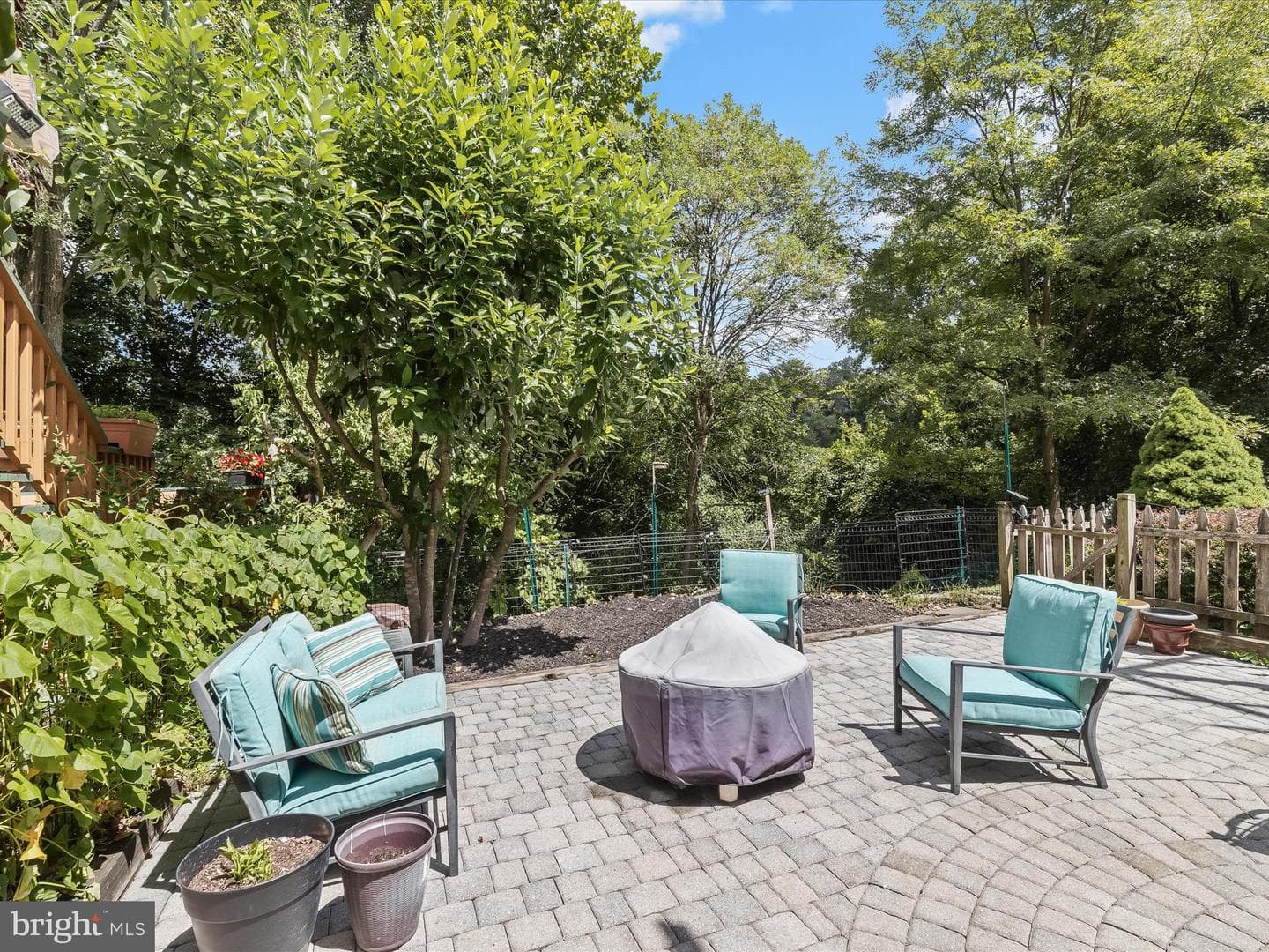 812 Charles James Circle photo 42