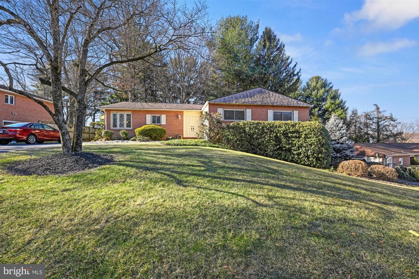 7208 Denberg Road photo 1
