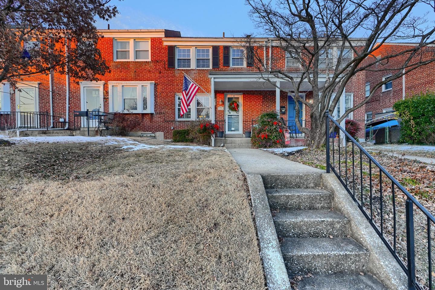 208 Ridge Avenue photo 1