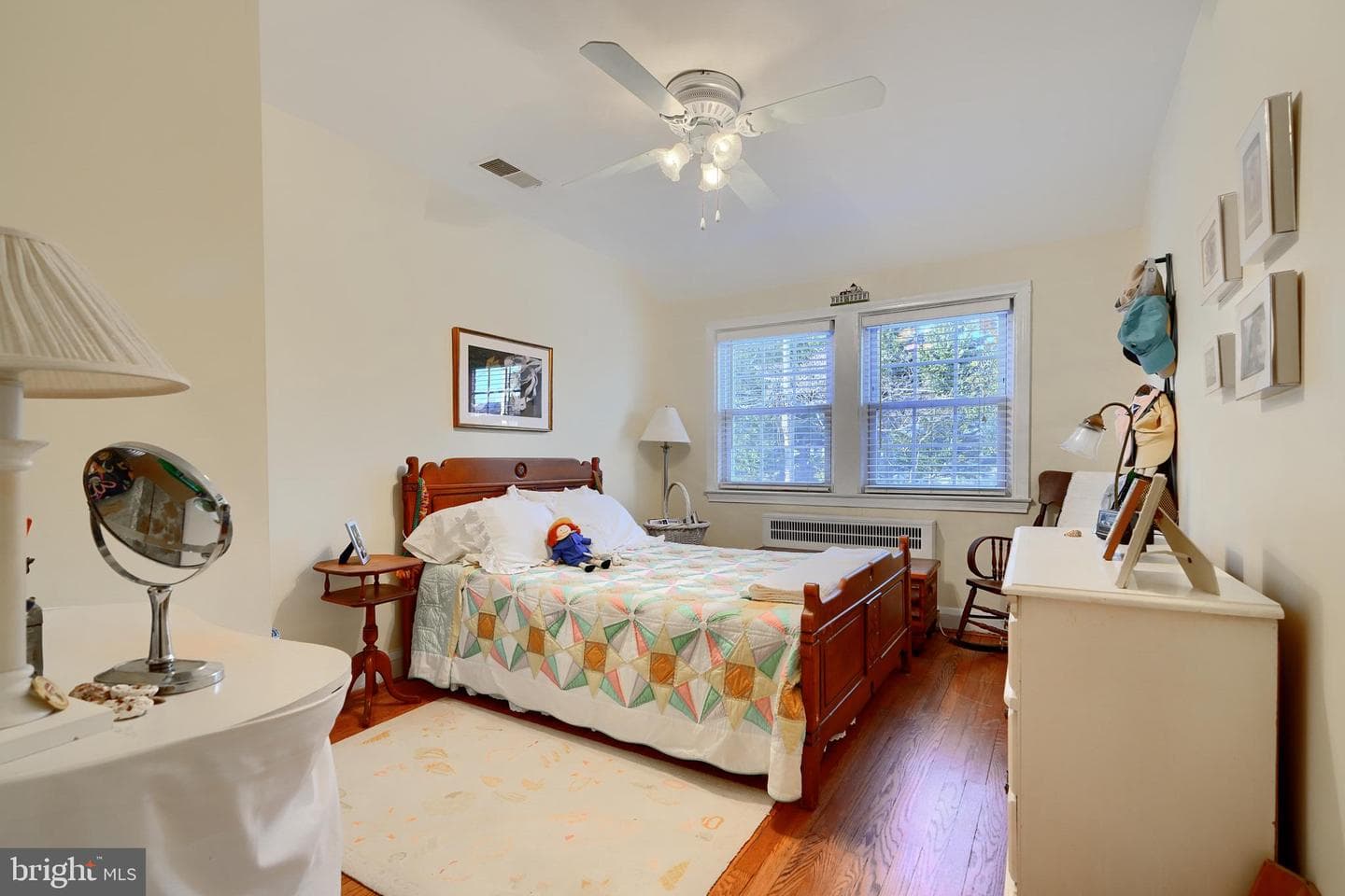 208 Ridge Avenue photo 16