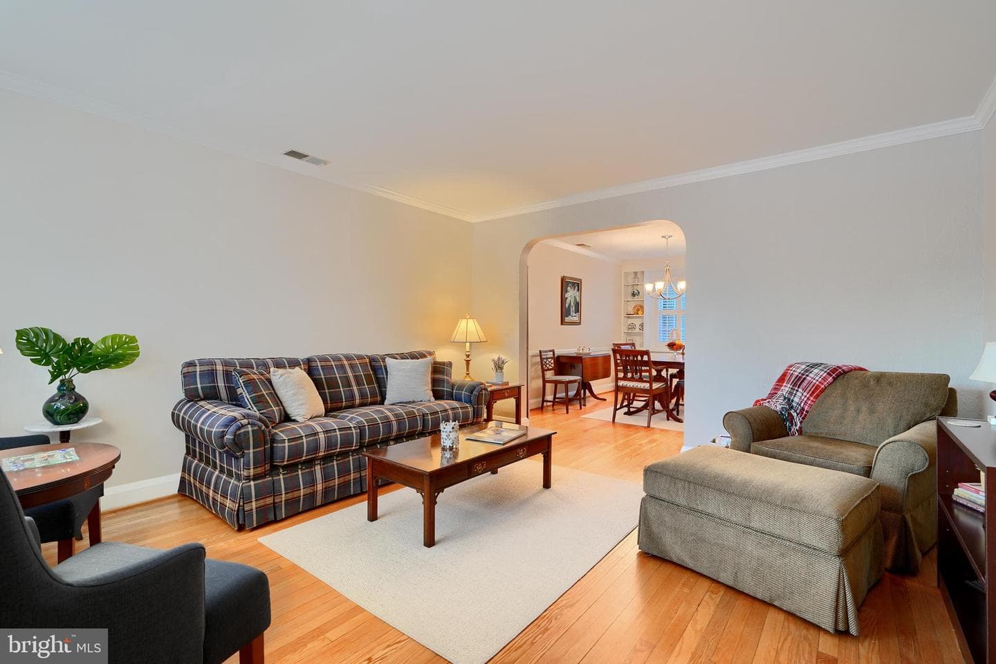208 Ridge Avenue photo 4