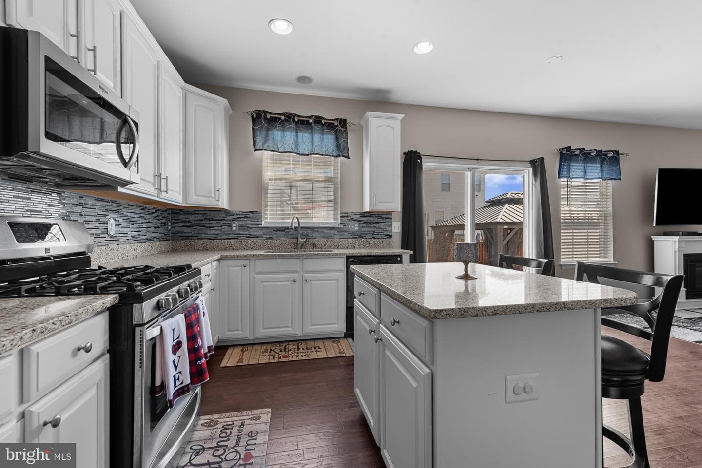 9657 Biggs Road photo 12