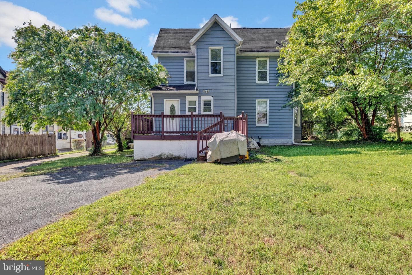 4850 Hazelwood Avenue photo 39