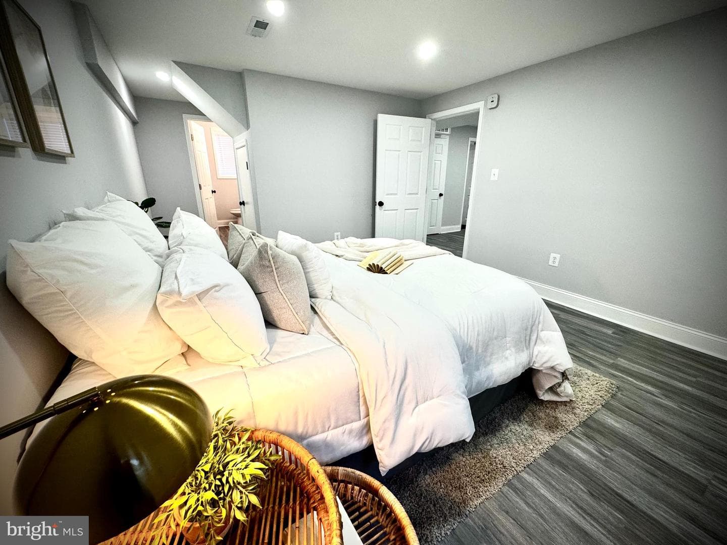 2 McTavish Avenue photo 13