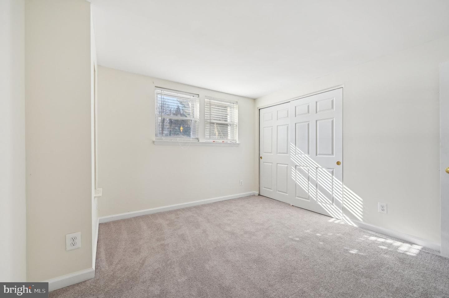 216 Morris Avenue photo 30
