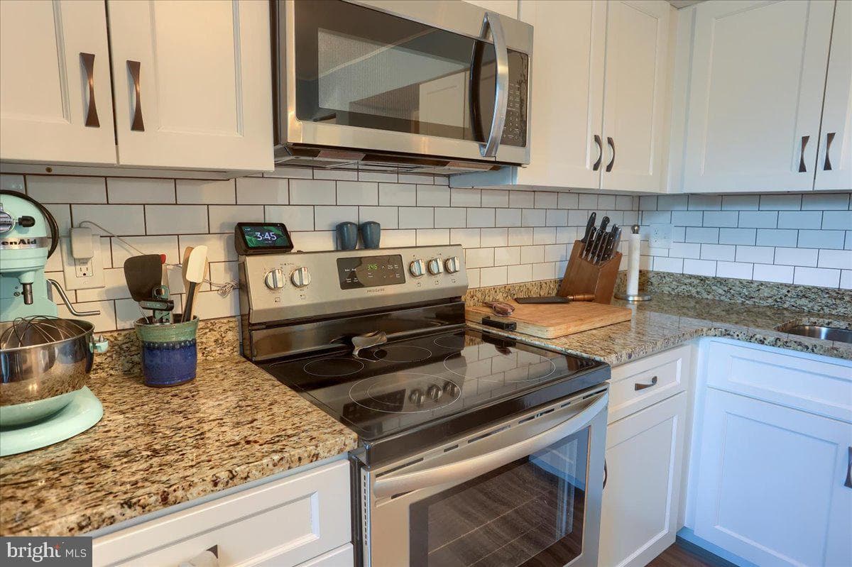 2639 Ebony Road photo 2