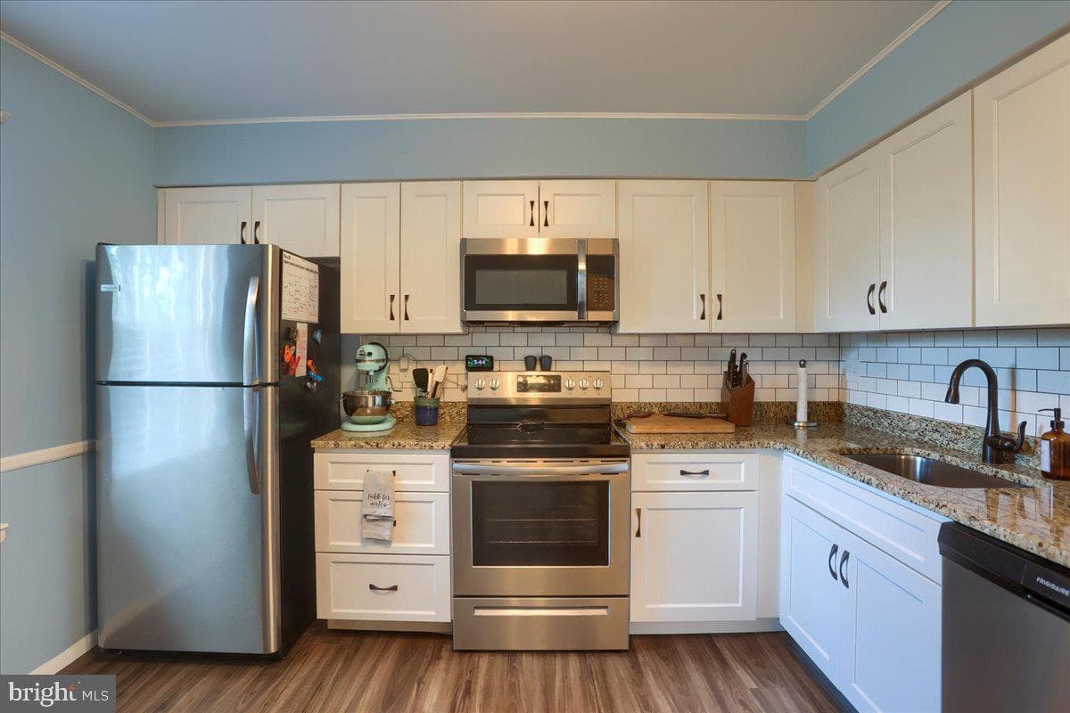 2639 Ebony Road photo 4